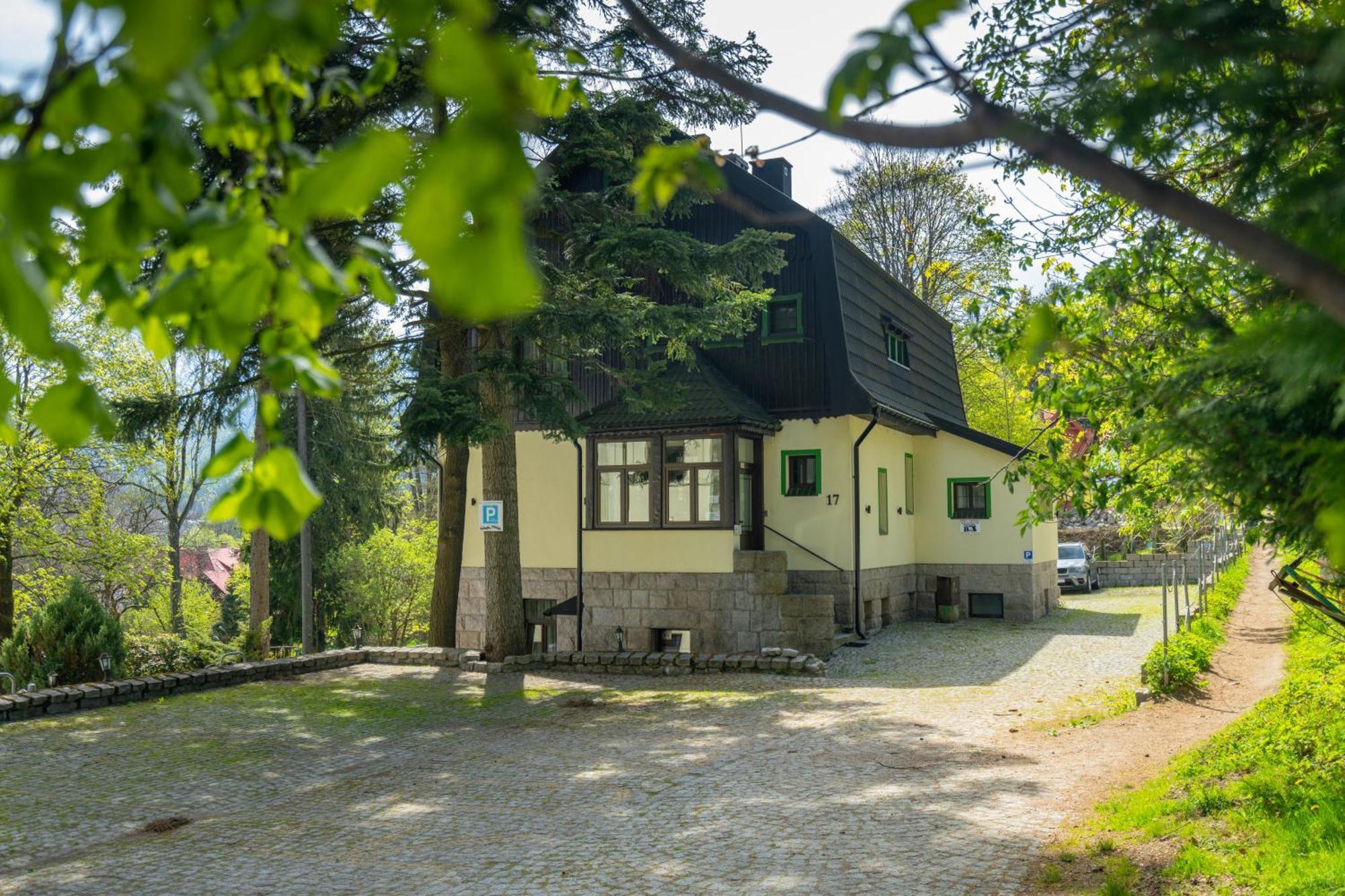 Willa Hanka Noclegi Ze Sniadaniami Szklarska Poreba Exterior photo